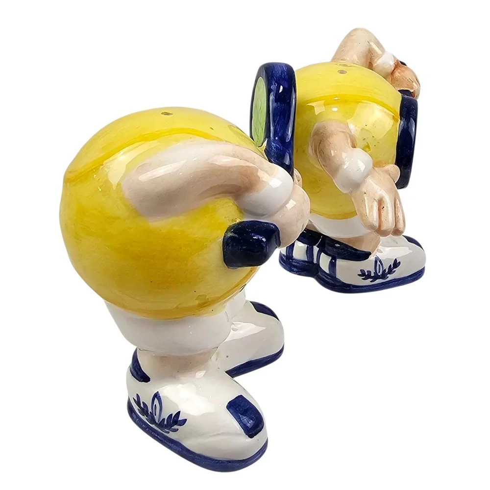 Vintage Anthropomorphic Tennis Ball Salt and Pepper Shakers Set Ceramic Novelty‎